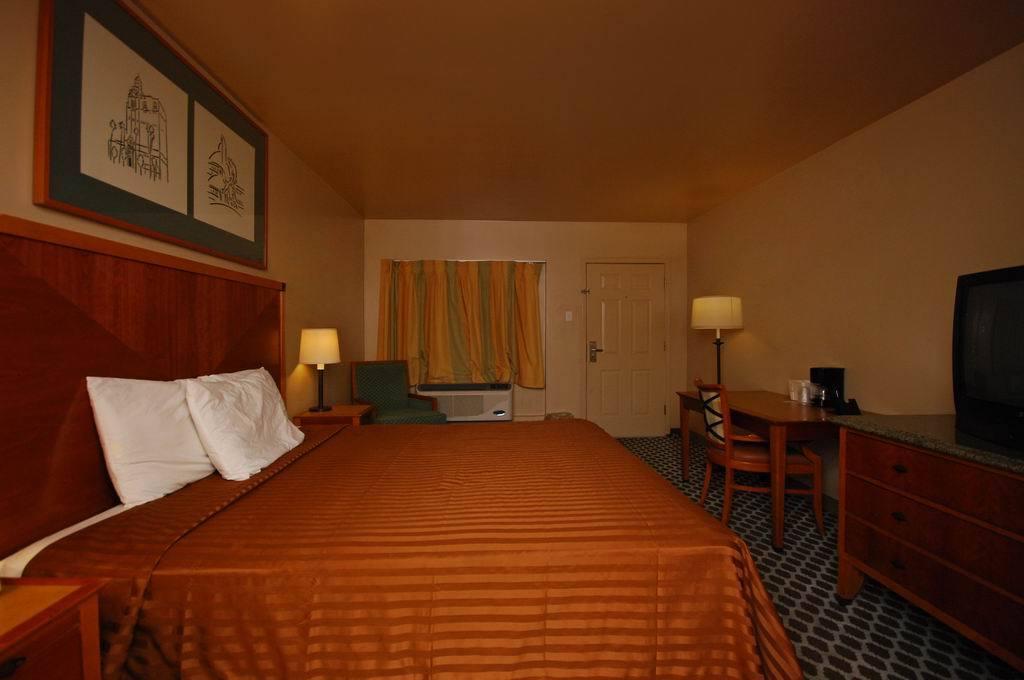 Airport Inn Downtown Phoenix Room photo
